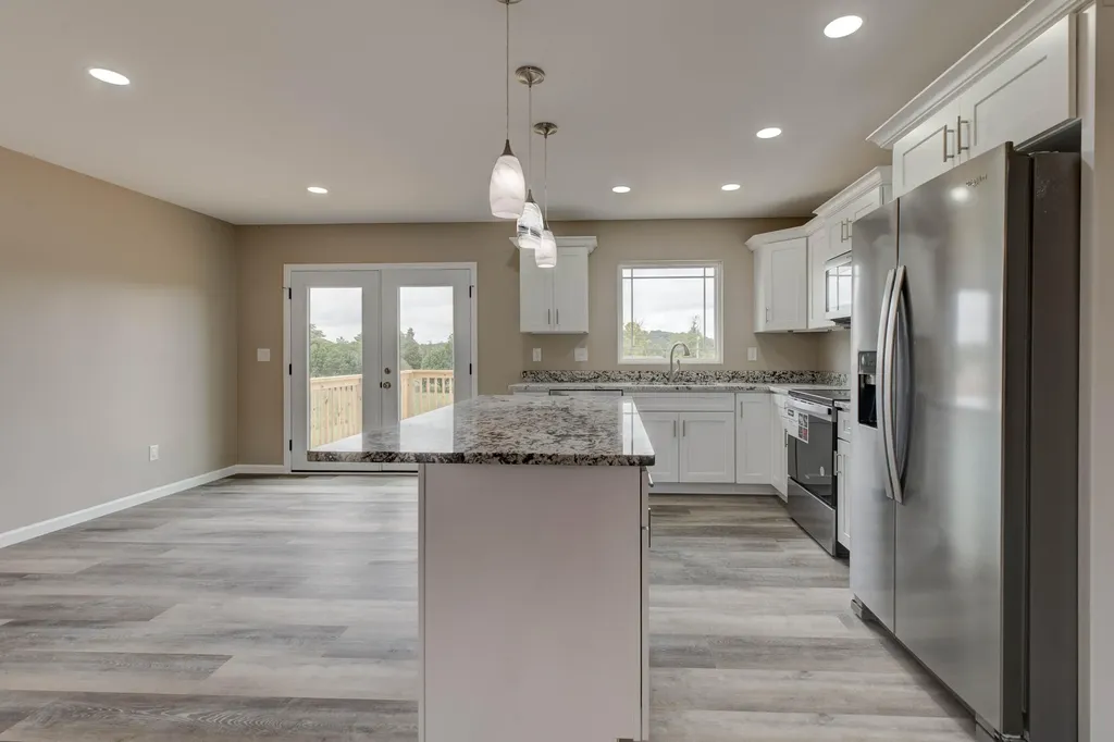 105 Mohican Trail Jeffersonville KY 40337