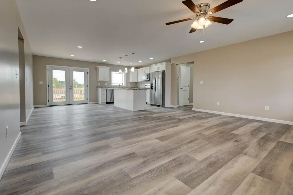 105 Mohican Trail Jeffersonville KY 40337