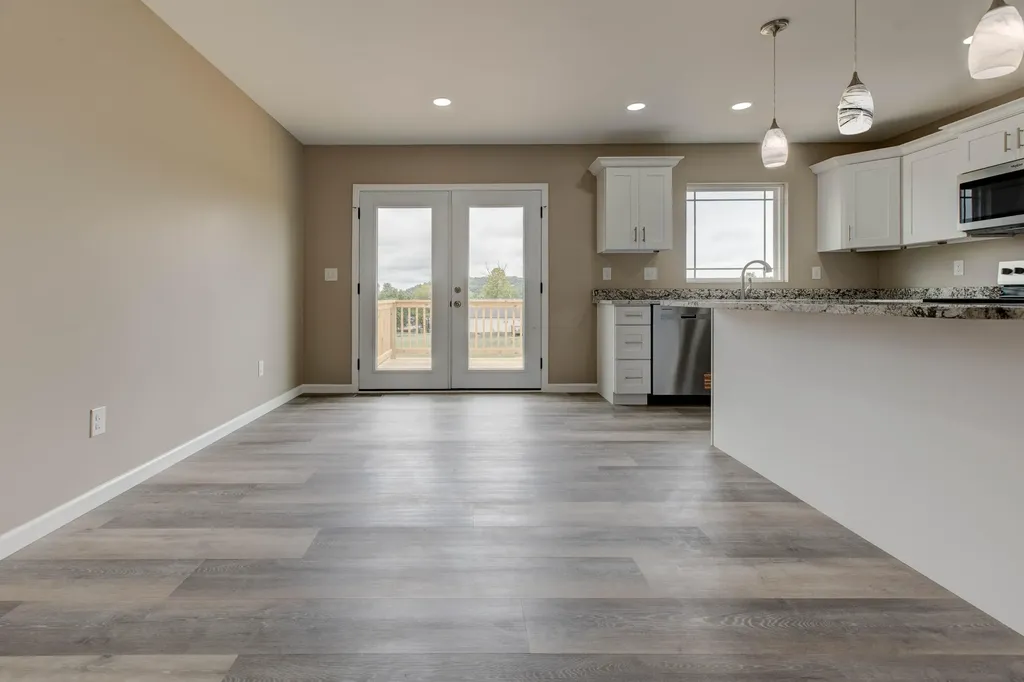 105 Mohican Trail Jeffersonville KY 40337