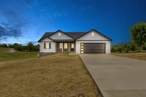 105 Mohican Trail Jeffersonville KY 40337