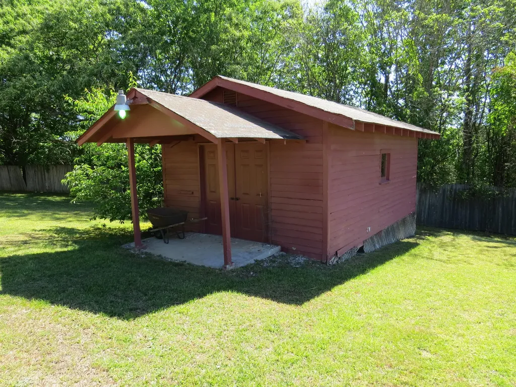 241 Powers Lane Corbin KY 40701