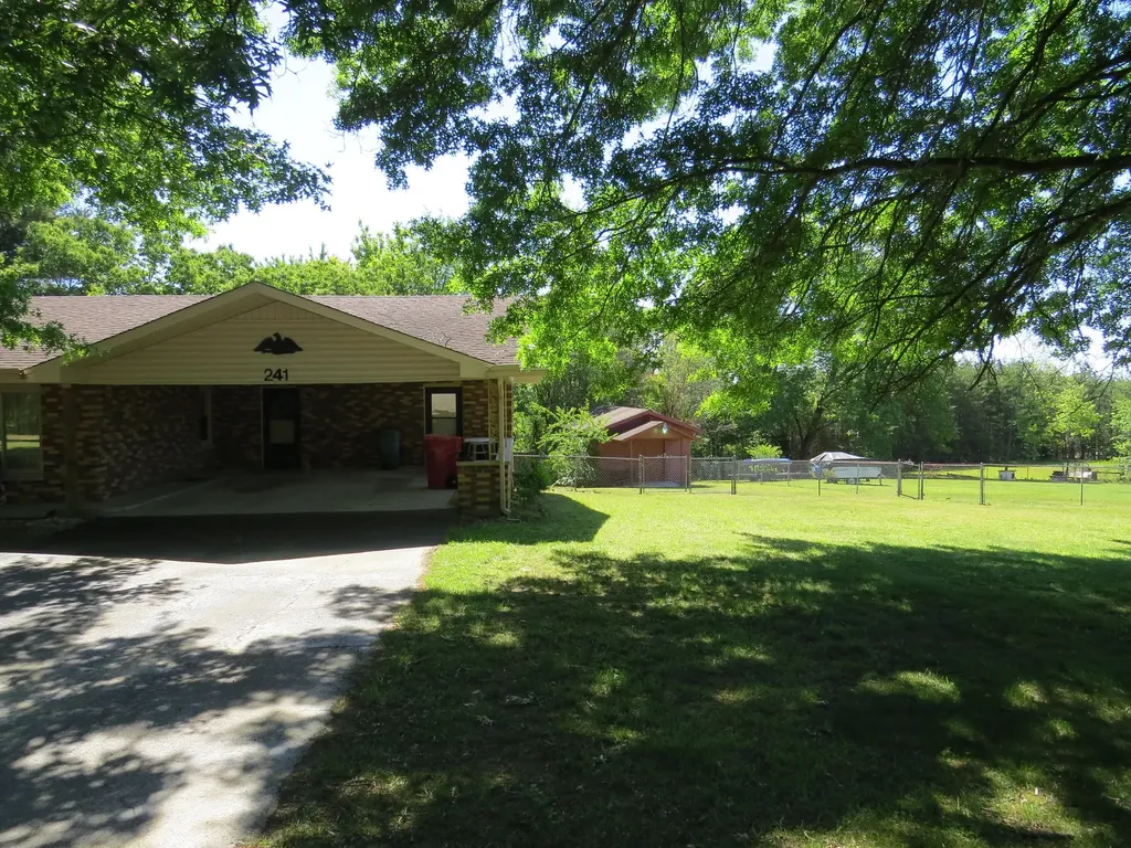 241 Powers Lane Corbin KY 40701