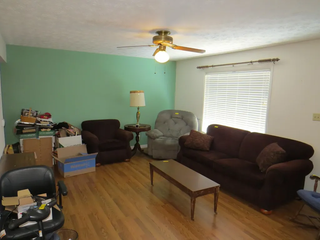 241 Powers Lane Corbin KY 40701