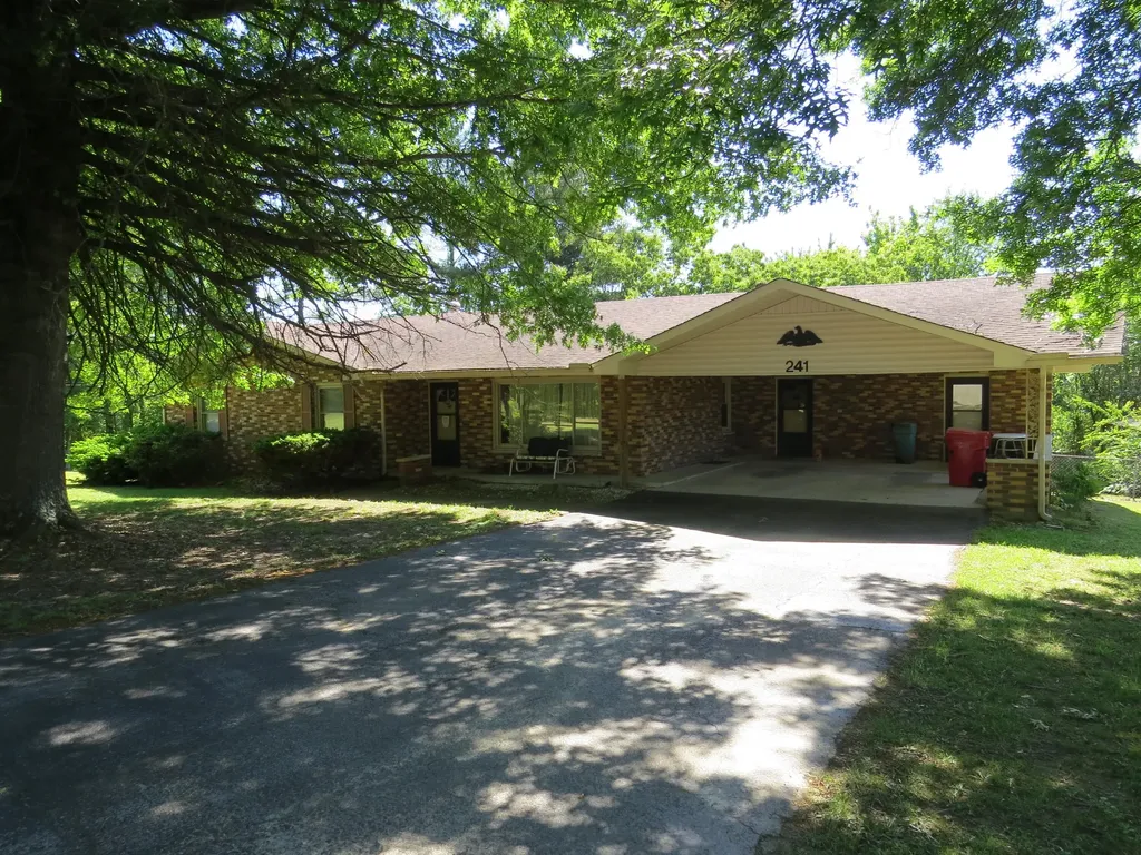 241 Powers Lane Corbin KY 40701