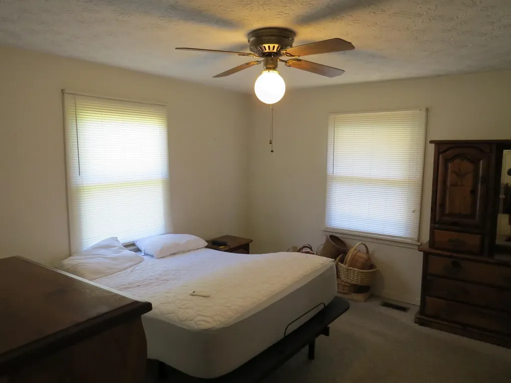 241 Powers Lane Corbin KY 40701