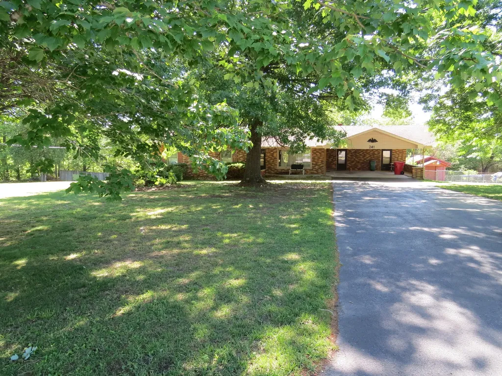 241 Powers Lane Corbin KY 40701