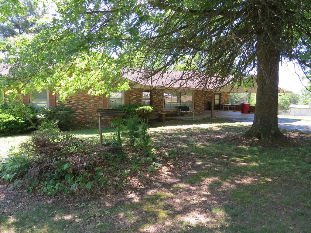 241 Powers Lane Corbin KY 40701
