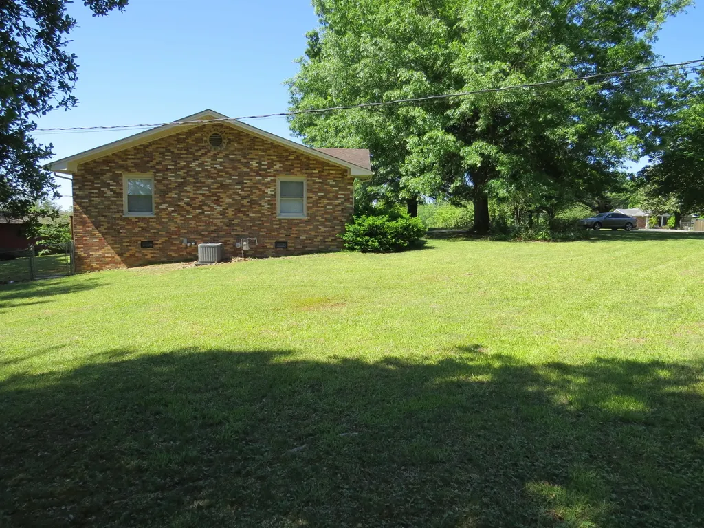 241 Powers Lane Corbin KY 40701