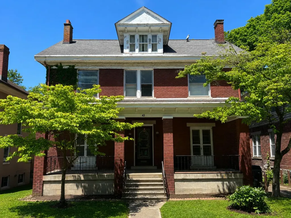 43 Mentelle Park Lexington KY 40502