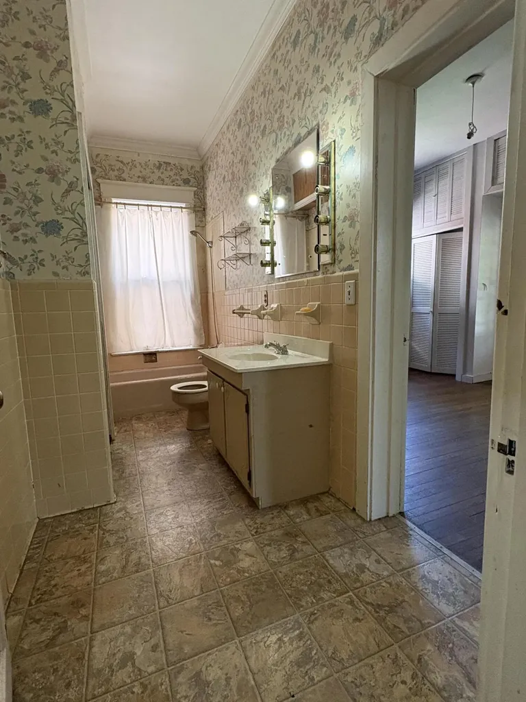 43 Mentelle Park Lexington KY 40502
