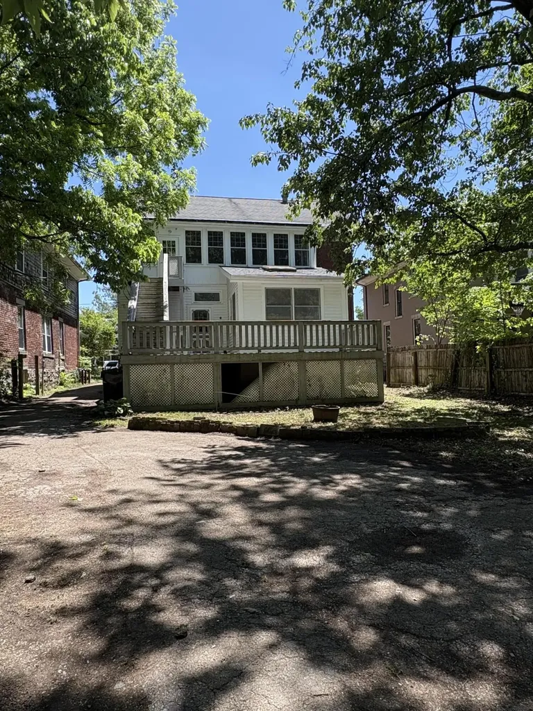 43 Mentelle Park Lexington KY 40502