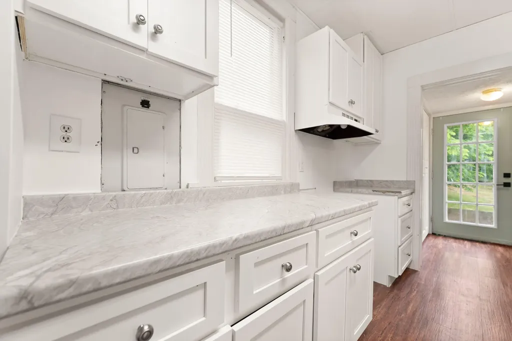 83 W French Avenue Burnside KY 42519