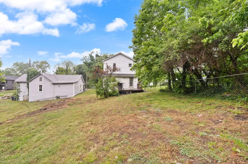 83 W French Avenue Burnside KY 42519