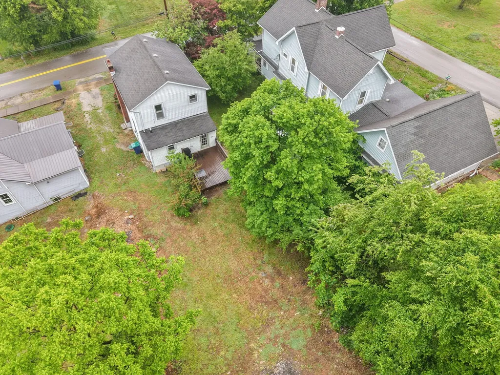83 W French Avenue Burnside KY 42519