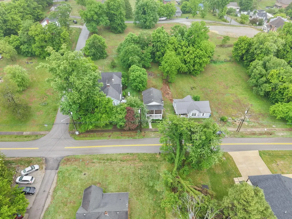 83 W French Avenue Burnside KY 42519