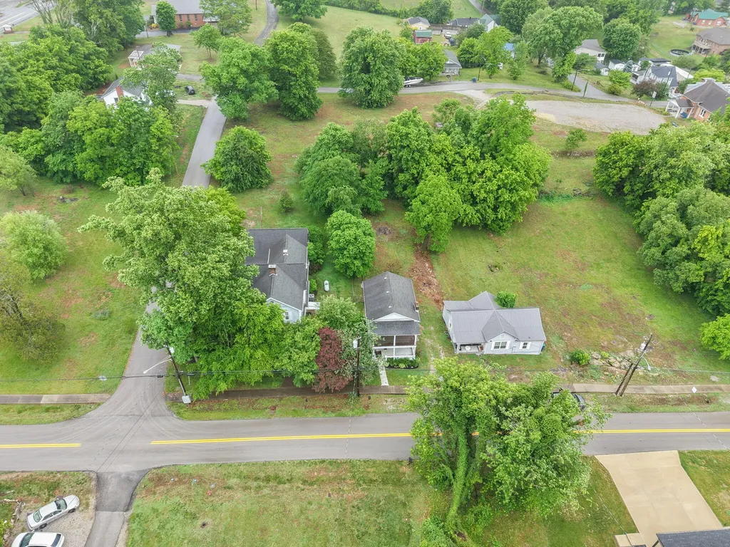 83 W French Avenue Burnside KY 42519