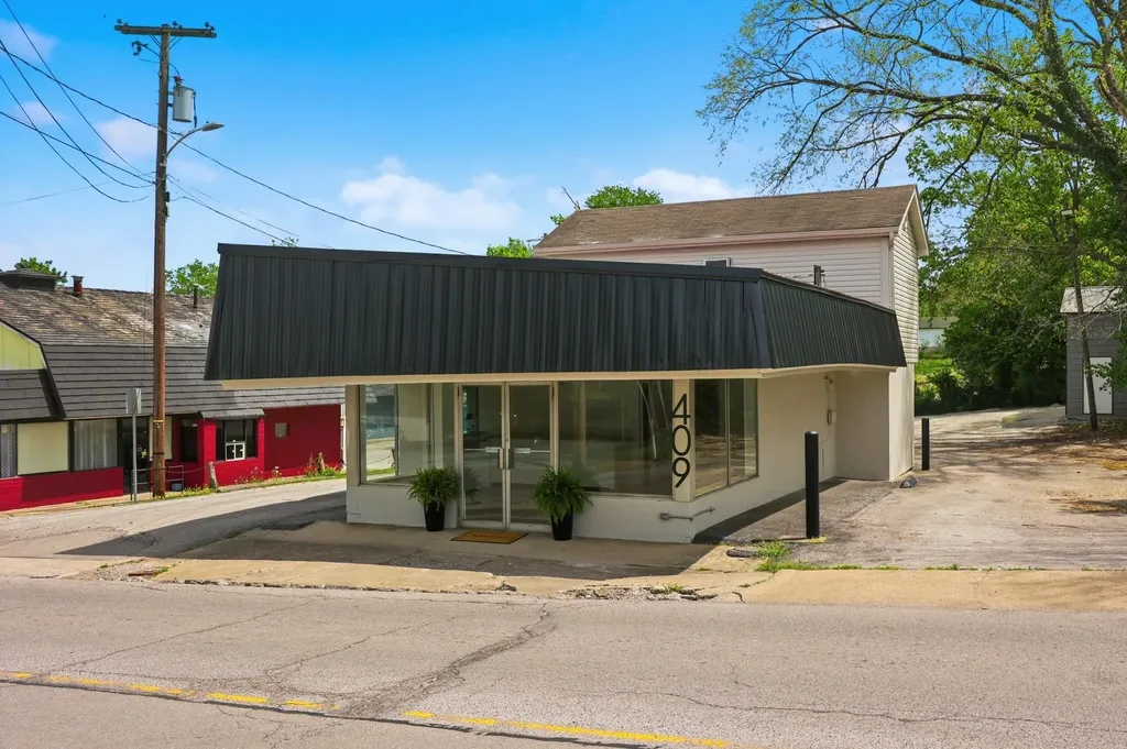 409-411 N Main Street Winchester KY 40391