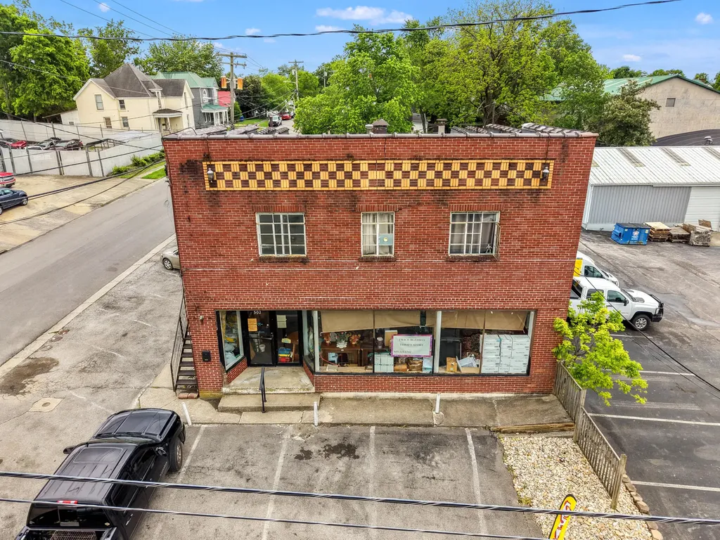 502 W Lexington Avenue Winchester KY 40391