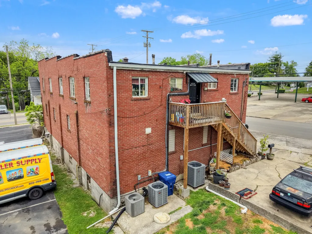 502 W Lexington Avenue Winchester KY 40391
