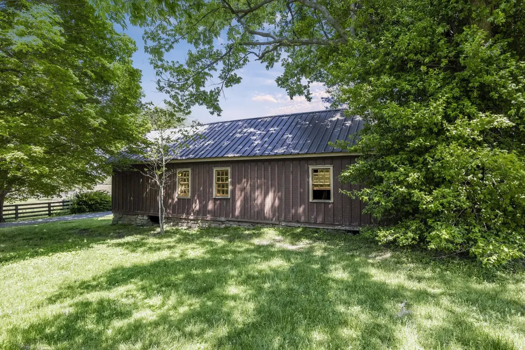 430 Irvin Road Danville KY 40422
