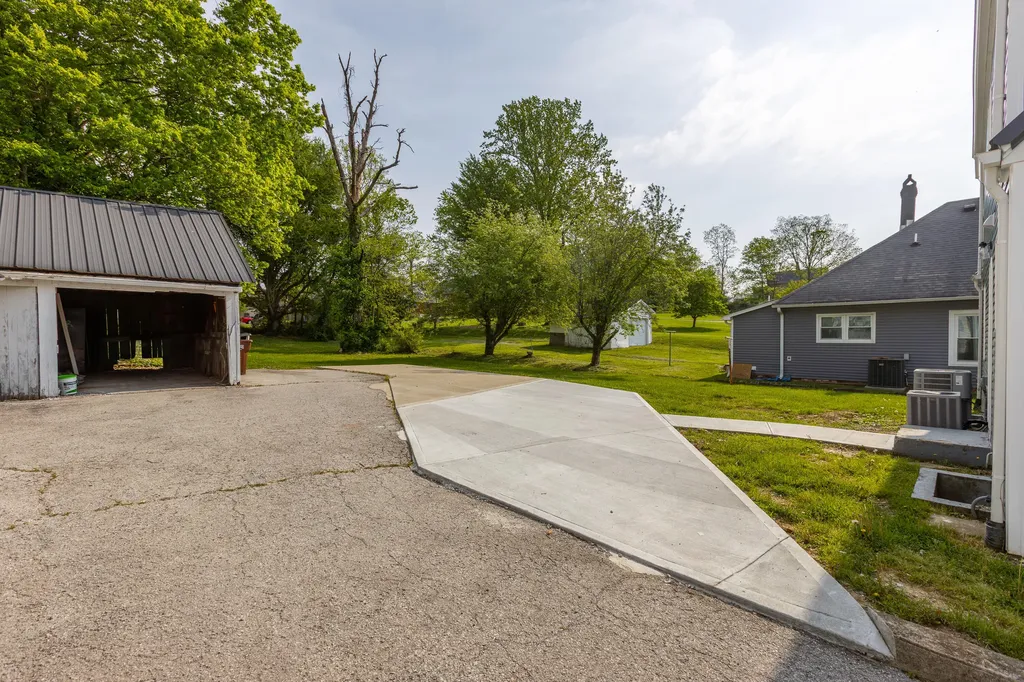 232 Danville Street Lancaster KY 40444