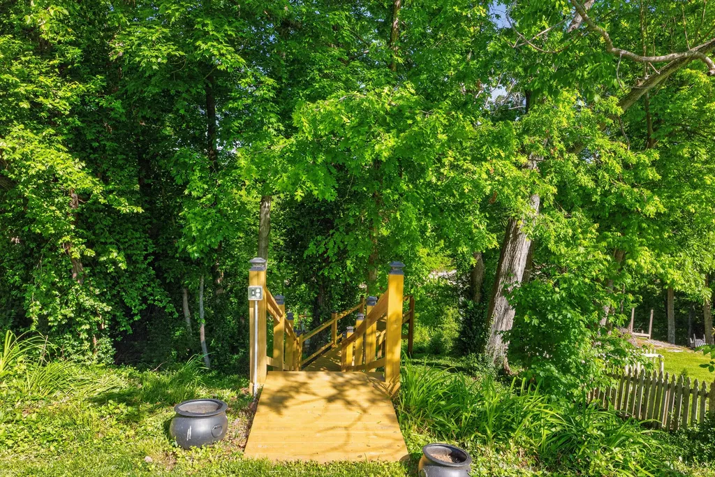 115 Old Bridge Road Danville KY 40422