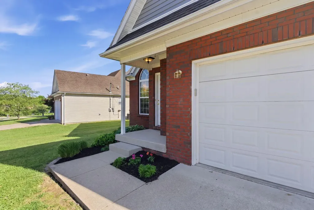 436 Forest Ridge Drive Frankfort KY 40601