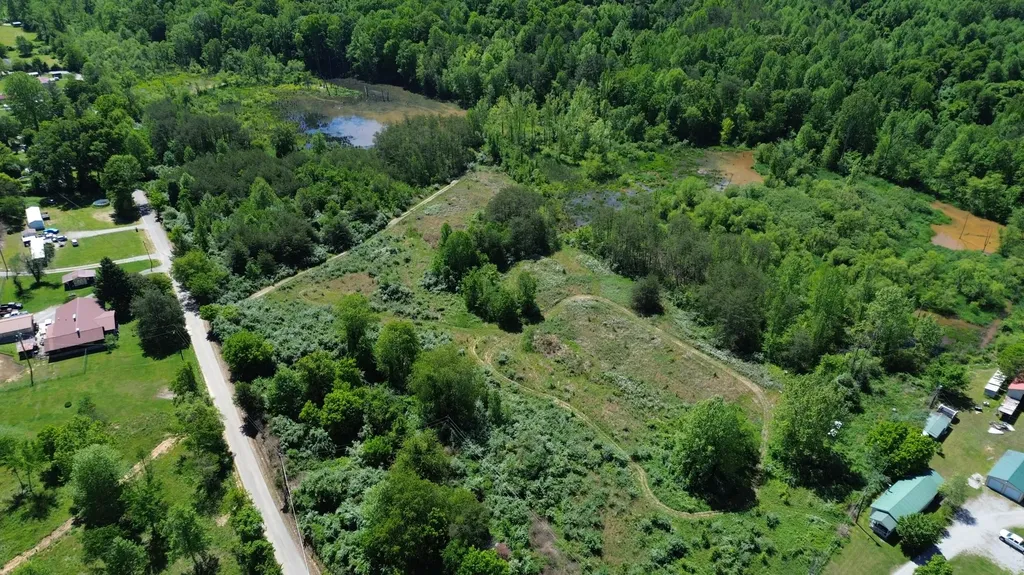 9999 Lick Branch Road Flat Lick KY 40935