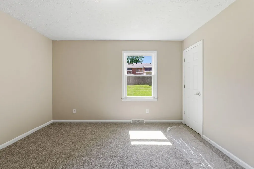 105 Robin Road Nicholasville KY 40356