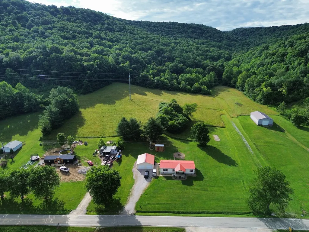 3149 Salt Lick Road Vanceburg KY 41179