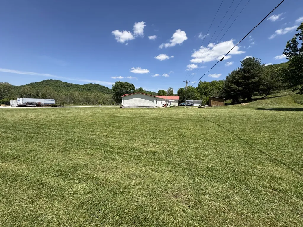 3149 Salt Lick Road Vanceburg KY 41179