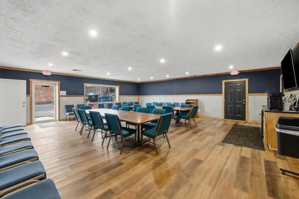 635 Comanche Trail Frankfort KY 40601