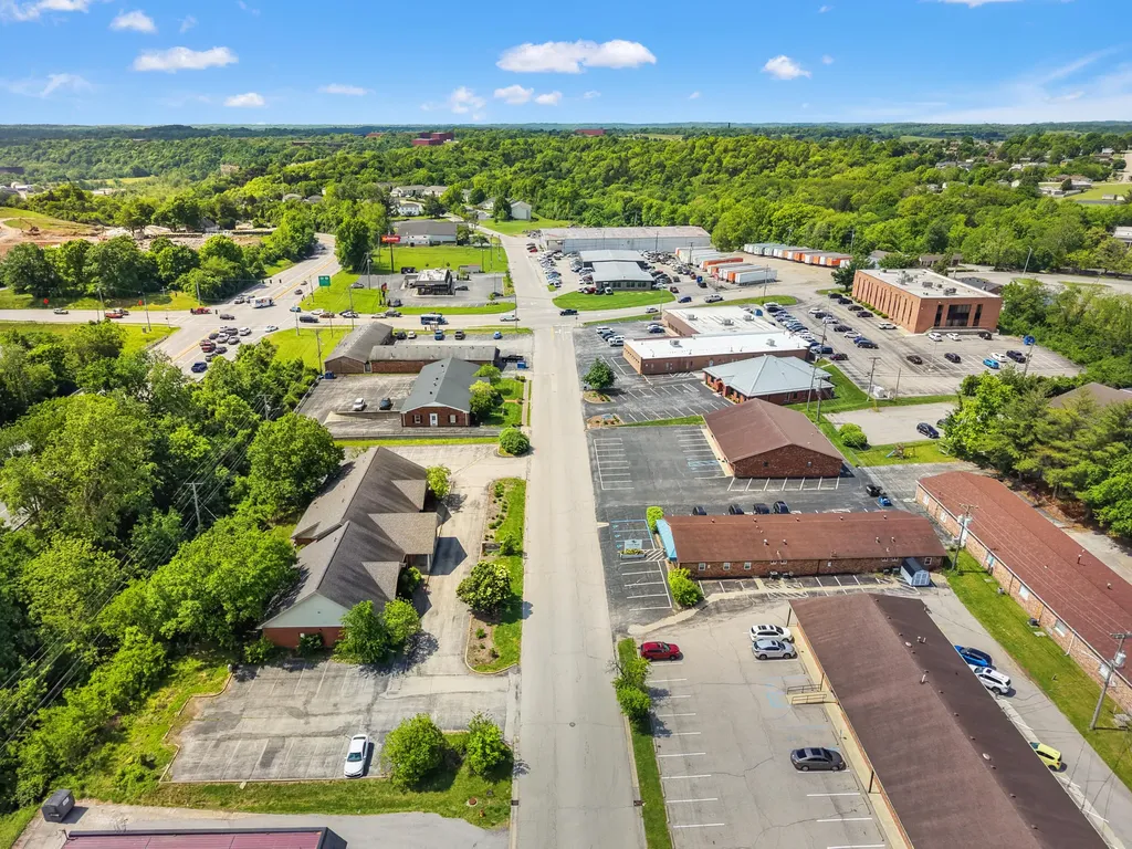 635 Comanche Trail Frankfort KY 40601