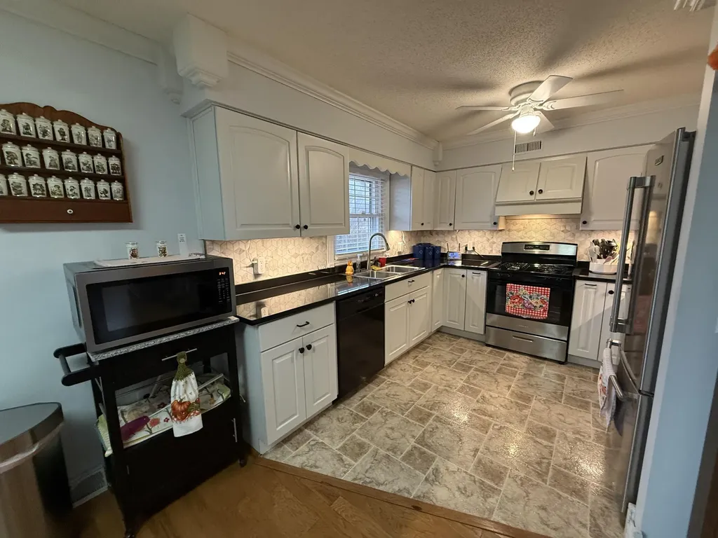 451 Parkside Road London KY 40744