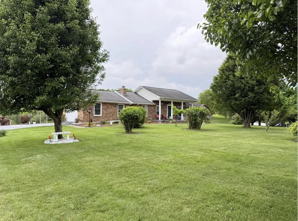 451 Parkside Road London KY 40744