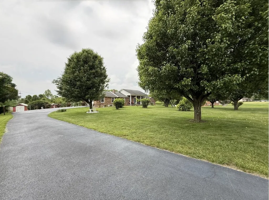 451 Parkside Road London KY 40744