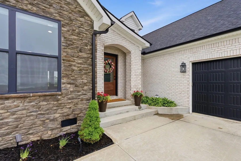 108 Bella Shae Way Winchester KY 40391