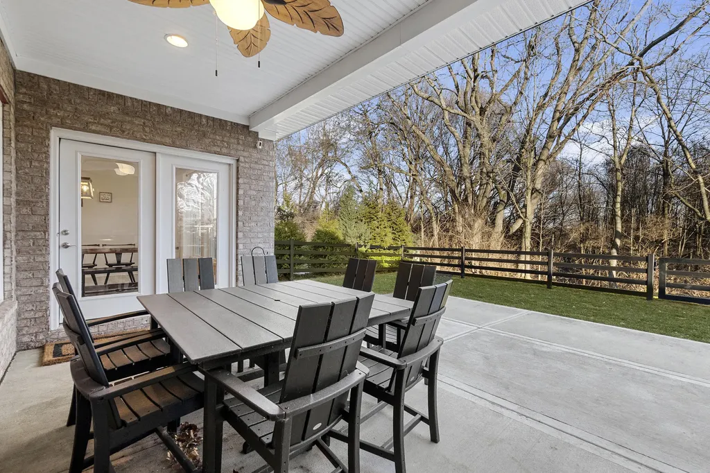 213 Red Cedar Drive Nicholasville KY 40356