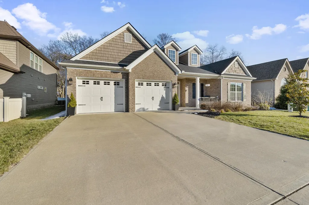 213 Red Cedar Drive Nicholasville KY 40356