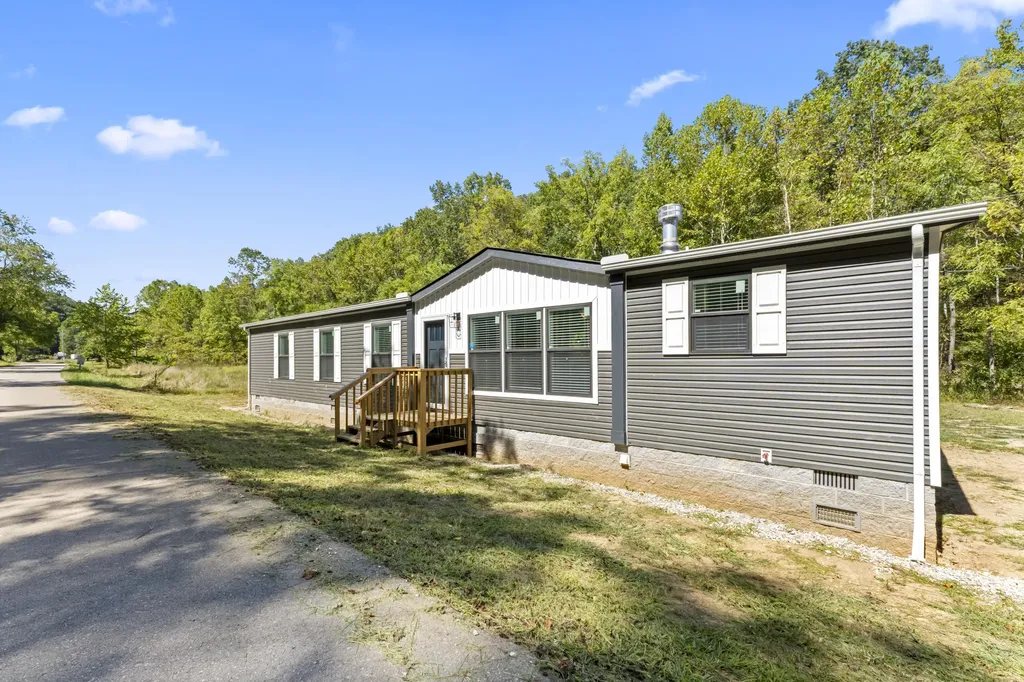 598 Cooper Road Greenup KY 41144