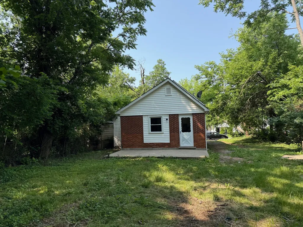 923 Whitney Avenue Lexington KY 40508