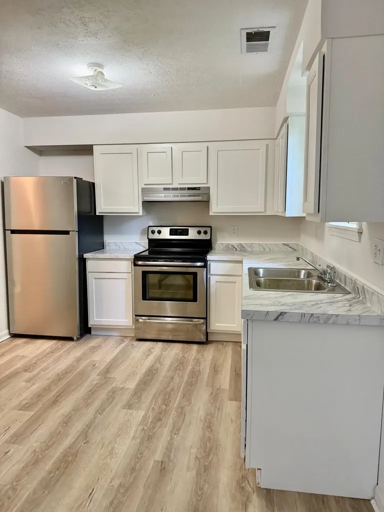 923 Whitney Avenue Lexington KY 40508