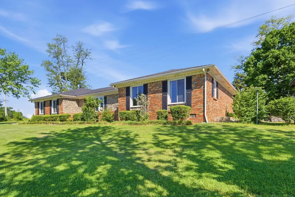 4605 Kentucky Highway 36 E Cynthiana KY 41031