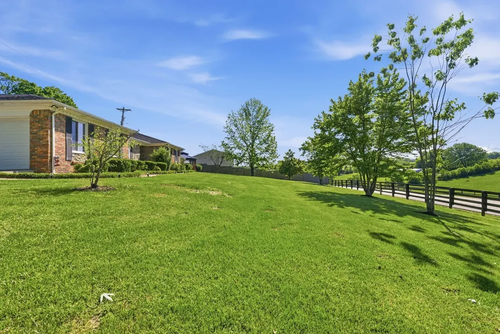 4605 Kentucky Highway 36 E Cynthiana KY 41031
