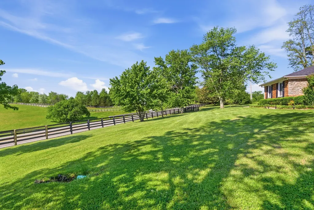 4605 Kentucky Highway 36 E Cynthiana KY 41031