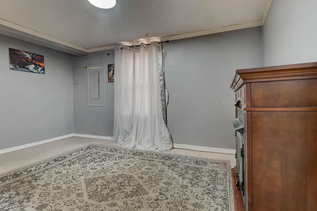 4590 County Road 1002 West Liberty KY 41472