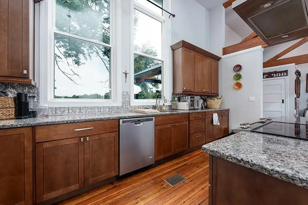 1678 Little Hickman Road Nicholasville KY 40356