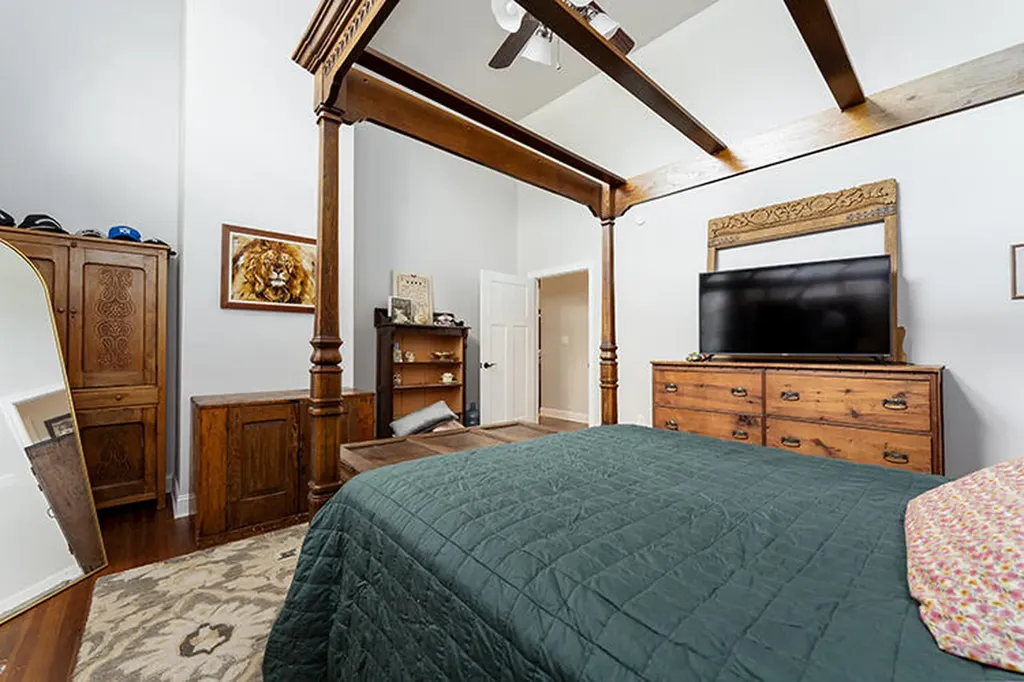 1678 Little Hickman Road Nicholasville KY 40356