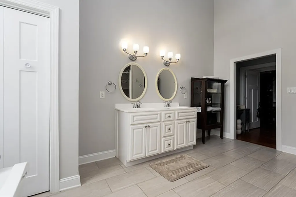 1678 Little Hickman Road Nicholasville KY 40356