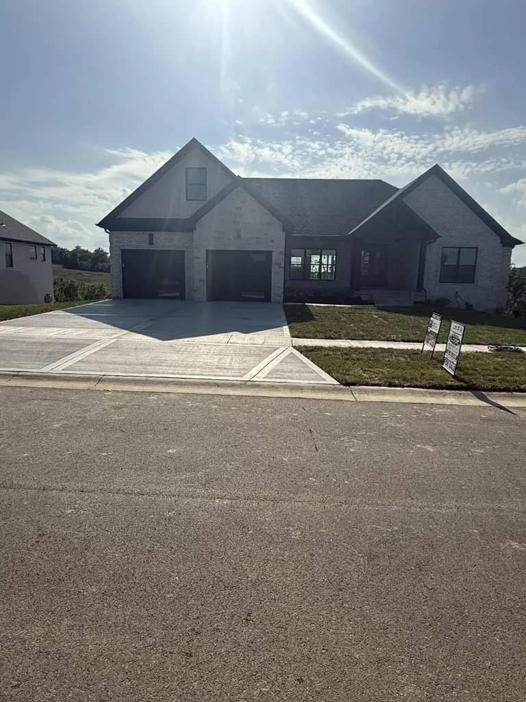 229 Brandenburg Way Richmond KY 40475